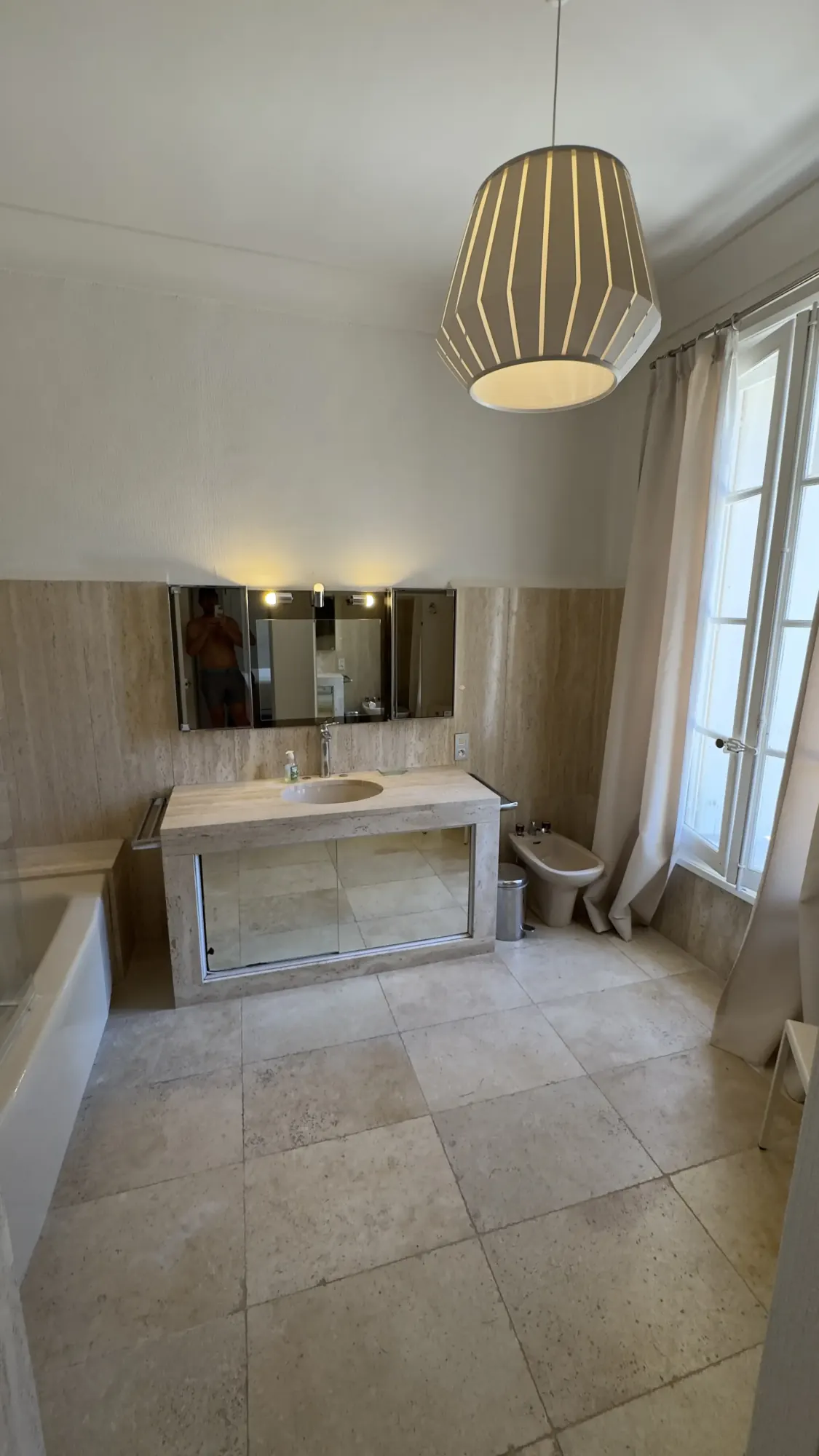 Salle de bain de l'étage
